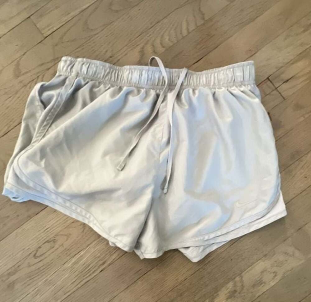 Nike Women's Dri-FIT Light Gray Running Shorts Size L